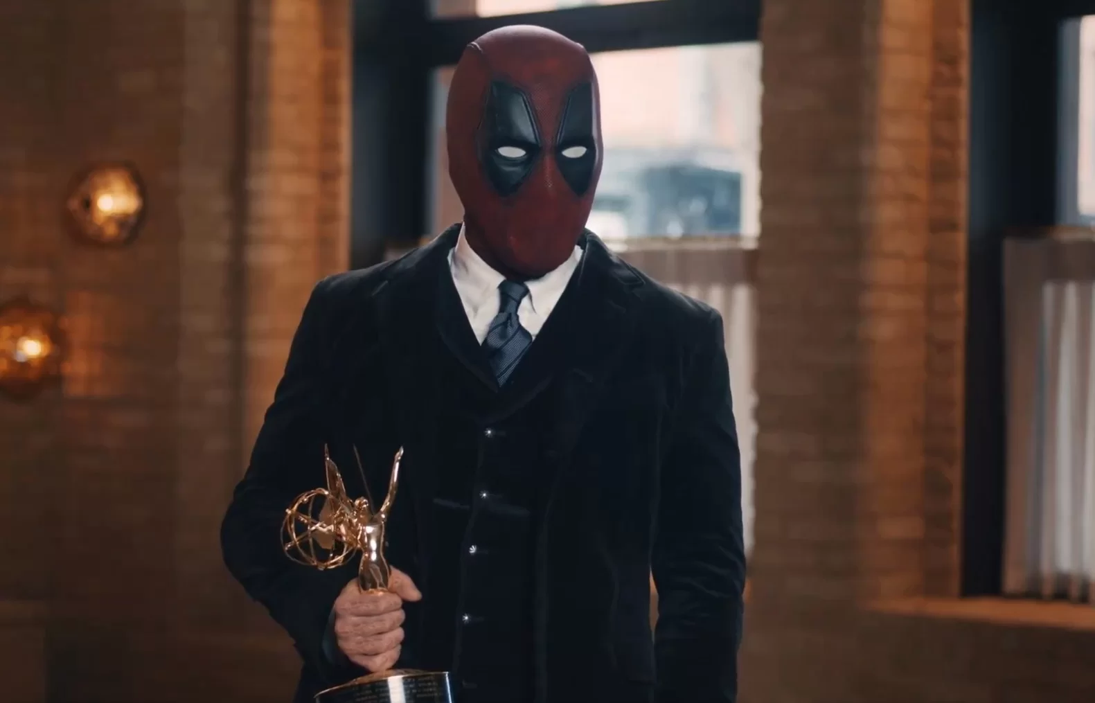 dEadpool-Emmy-2023 Ryan Reynolds vence Emmy e faz discurso como Deadpool